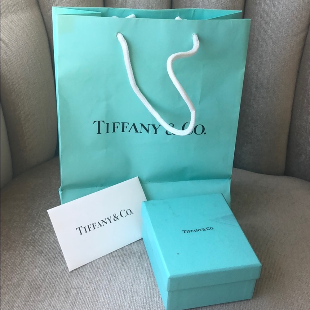Tiffanys gift bag, box and envelope
